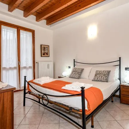 Apartment Desenzanoloft Eridania With Private Garden And Pool