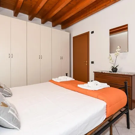 Desenzanoloft Eridania With Private Garden And Pool Apartment