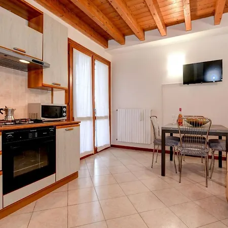 Apartment Desenzanoloft Eridania With Private Garden And Pool Desenzano del Garda