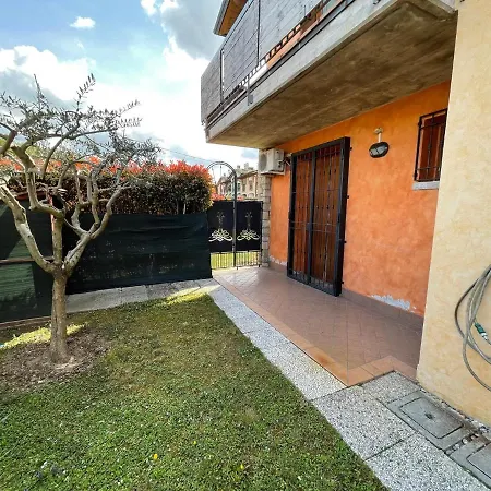 Desenzanoloft Eridania With Private Garden And Pool Apartment Desenzano del Garda